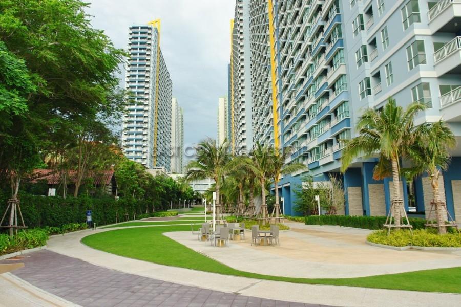 Lumpini Parkbeach Pattaya Pool View Jomtien pláž Exteriér fotografie